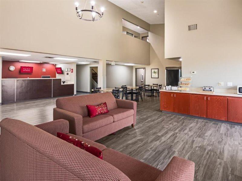 Red Roof Inn & Suites Austin East - Manor מראה חיצוני תמונה