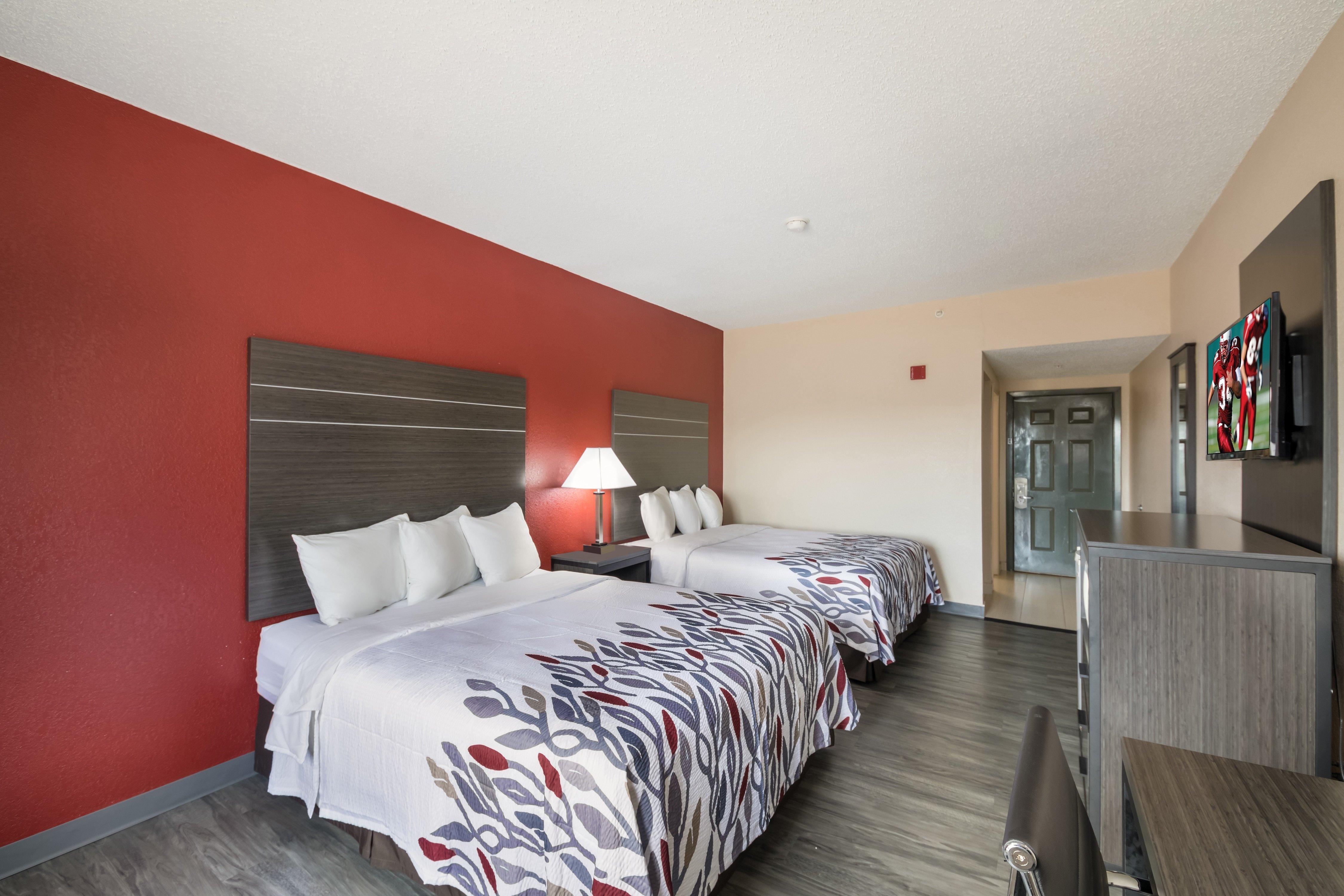 Red Roof Inn & Suites Austin East - Manor מראה חיצוני תמונה