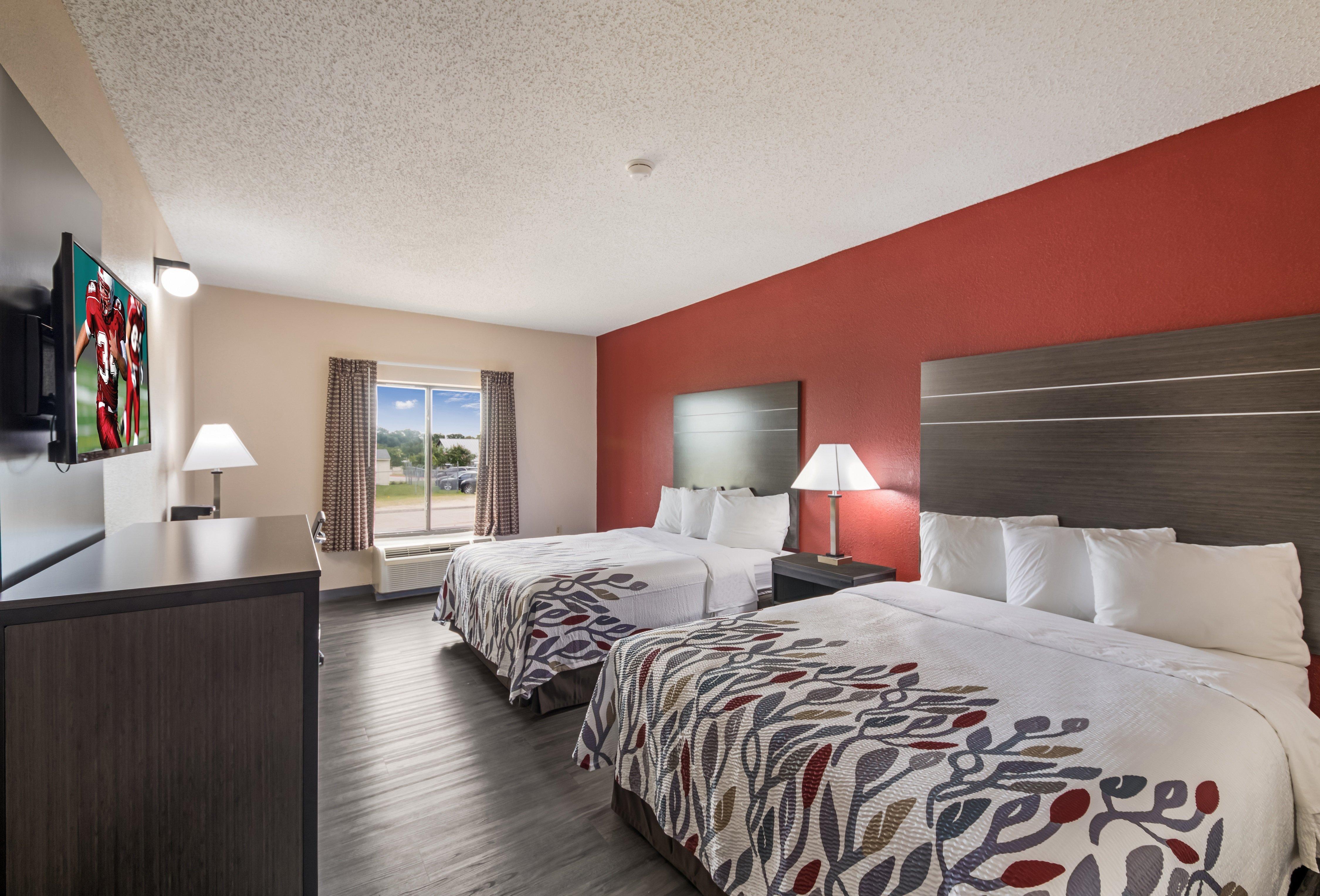 Red Roof Inn & Suites Austin East - Manor מראה חיצוני תמונה