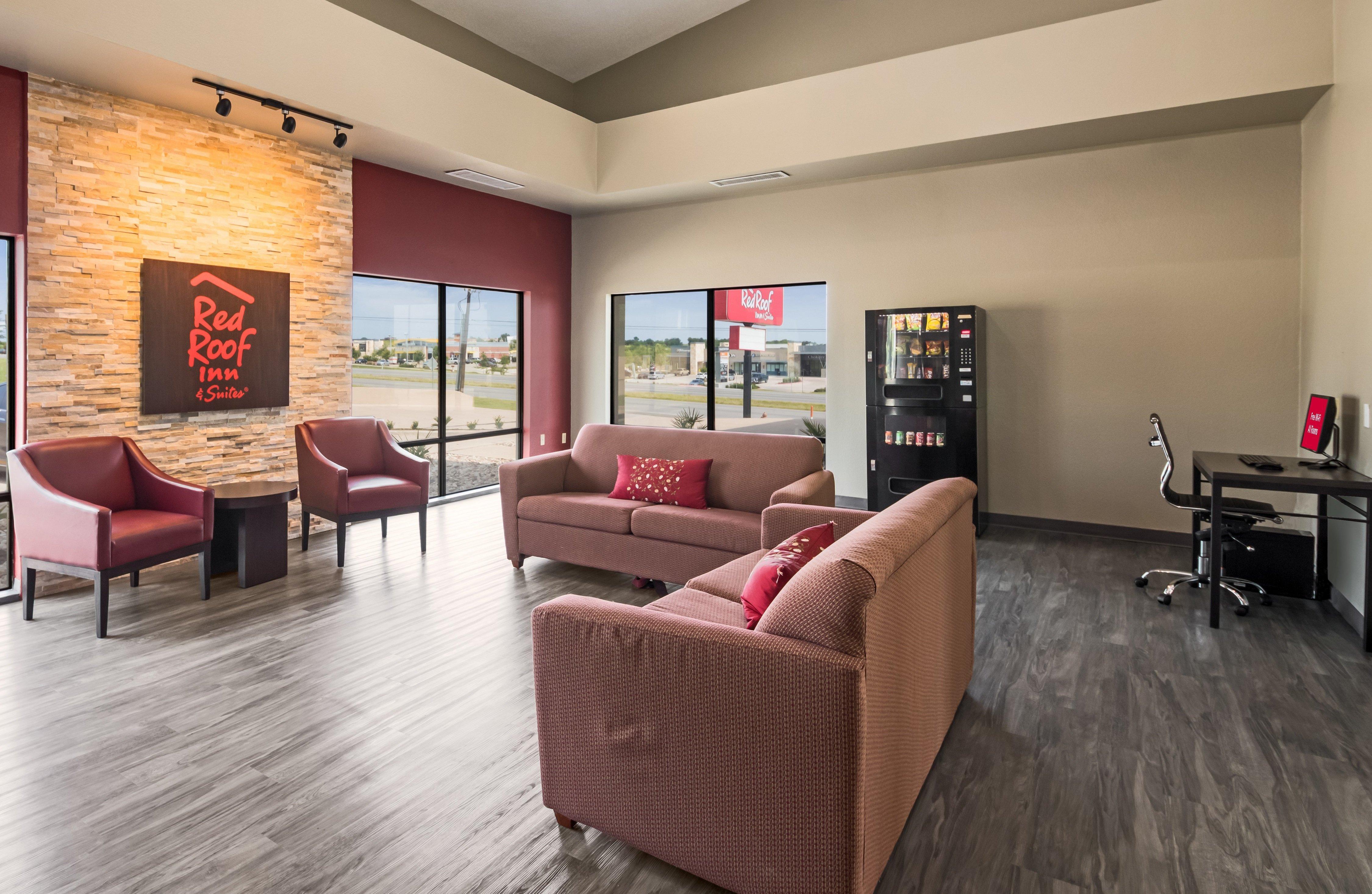 Red Roof Inn & Suites Austin East - Manor מראה חיצוני תמונה