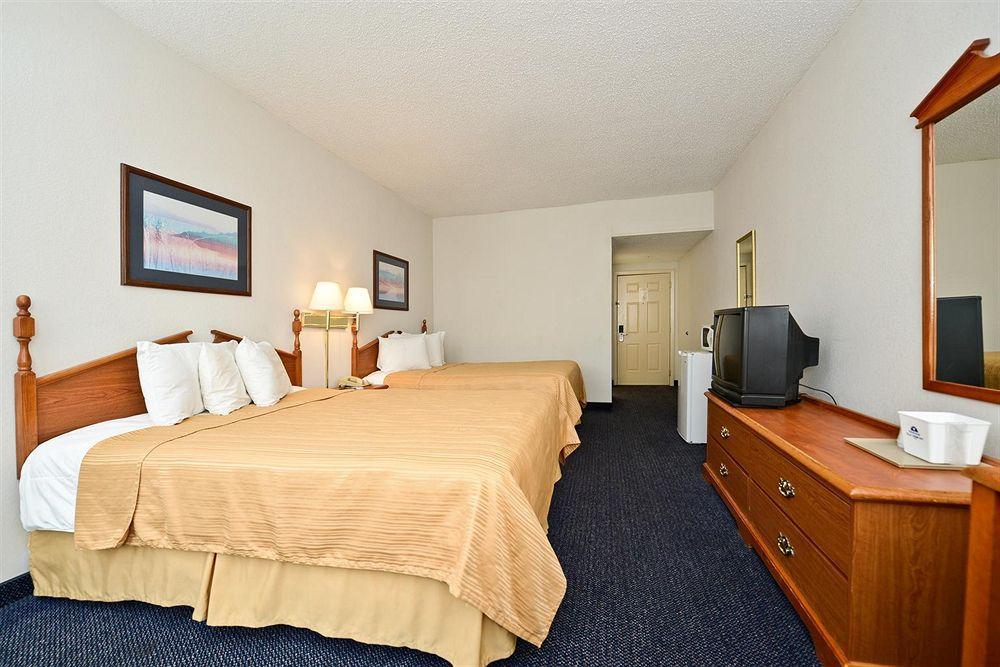 Red Roof Inn & Suites Austin East - Manor חדר תמונה