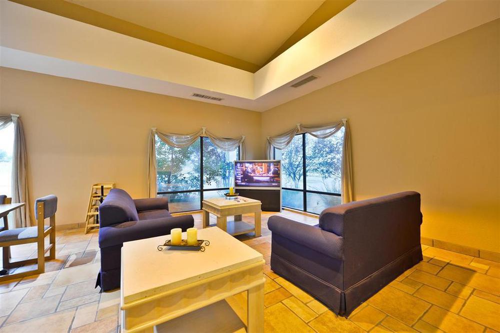 Red Roof Inn & Suites Austin East - Manor חדר תמונה